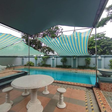Vila Princess,Sentul 4Bedroom Dan Tenda Camping,Private Pool, Tenis Meja, Mini Billiard, Karaoke, Ayunan,Bbq, 08Satu3 80Satu6 4Satu5Satu Bogor Esterno foto