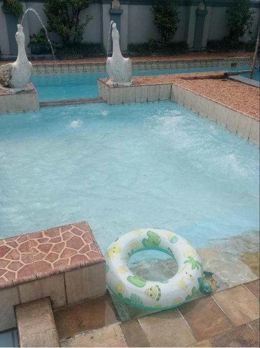 Vila Princess,Sentul 4Bedroom Dan Tenda Camping,Private Pool, Tenis Meja, Mini Billiard, Karaoke, Ayunan,Bbq, 08Satu3 80Satu6 4Satu5Satu Bogor Esterno foto