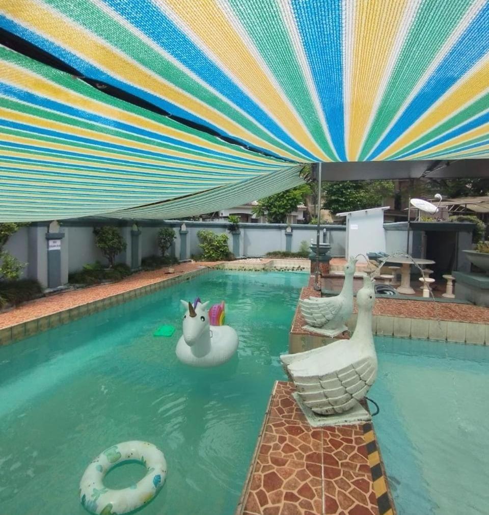 Vila Princess,Sentul 4Bedroom Dan Tenda Camping,Private Pool, Tenis Meja, Mini Billiard, Karaoke, Ayunan,Bbq, 08Satu3 80Satu6 4Satu5Satu Bogor Esterno foto